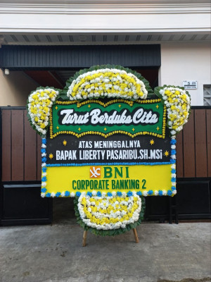 Papan Bunga Duka di Gaung Anak Serka